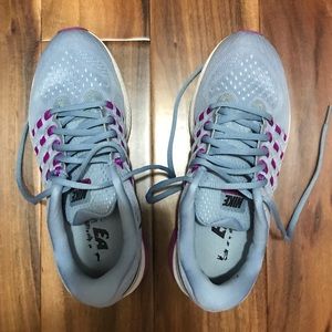 Nike Ladies athletic shoes